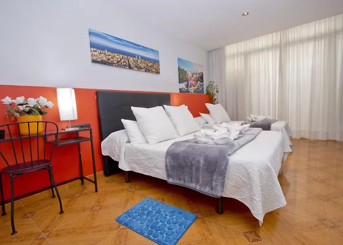 City Centre Hostal