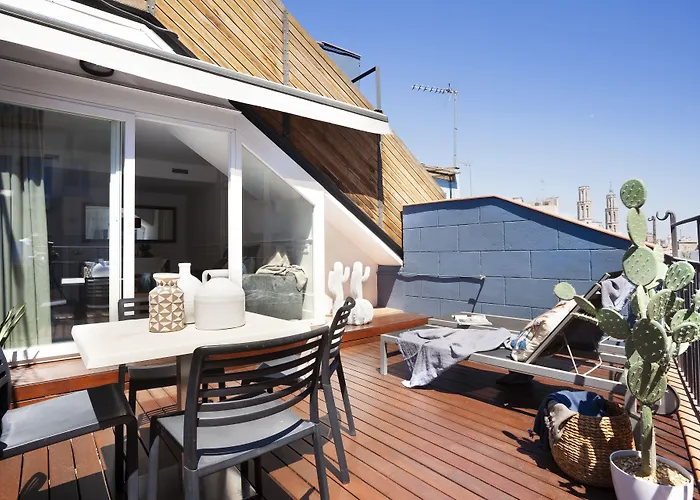 Pet Friendly hotel: Enjoybcn Dali Apartments